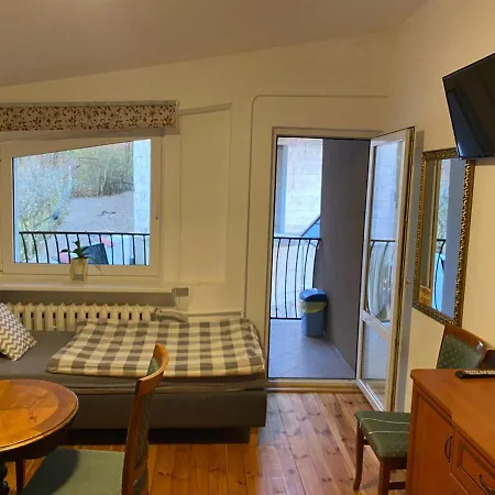 Проживание в семье Laura Мендзыздрое